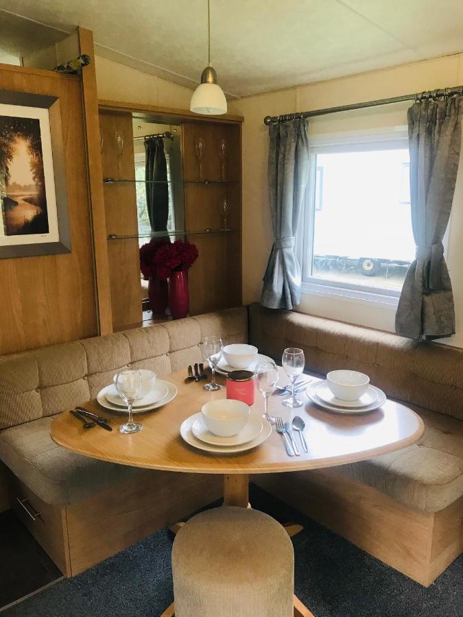 Turnberry Caravan Quiet Peaceful Location Near Golf Spas And Beaches Girvan Εξωτερικό φωτογραφία